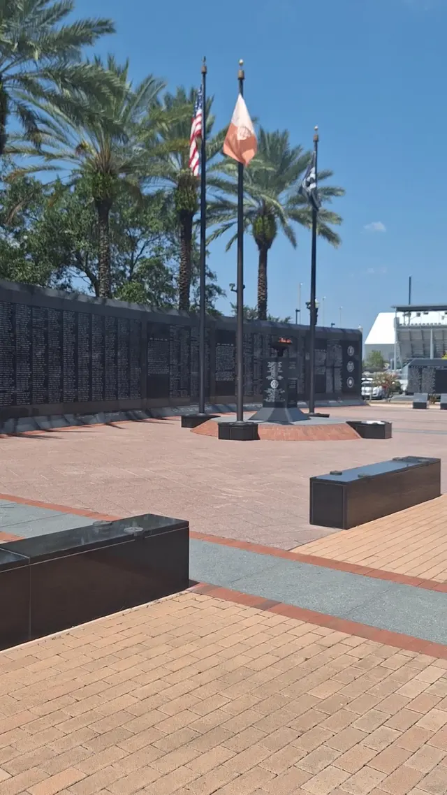 Jacksonville Veterans Memorial Wall — customer photo 9