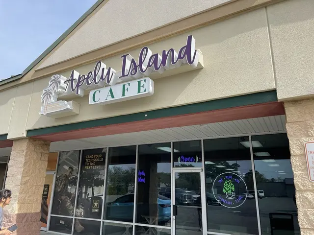 Apelu Island Cafe — photo from the business 1