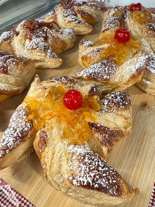 La Estancia Bakery — customer photo 8