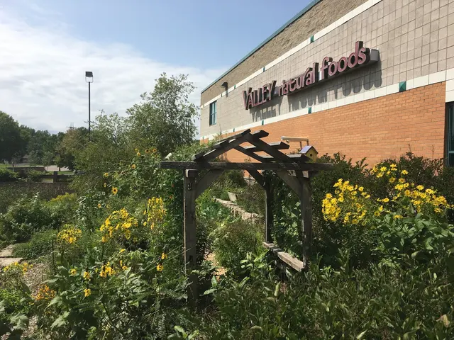 Valley Natural Foods — photo from the business 8