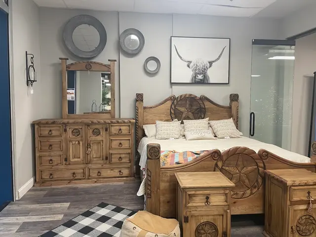 Canales Furniture / Mueblería Fort Worth — photo from the business 10