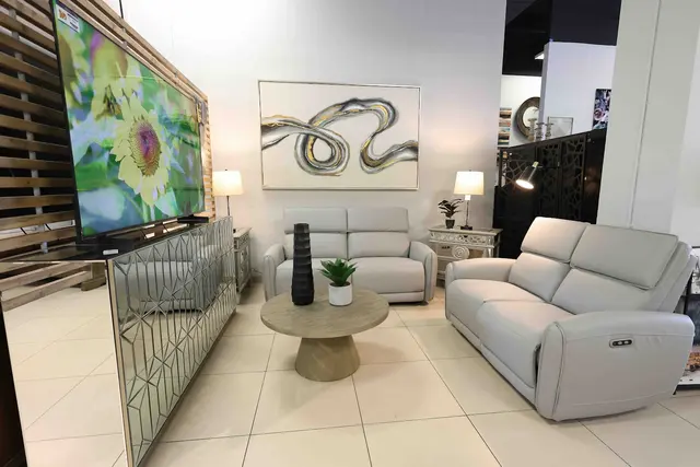 Canales Furniture / Mueblería Fort Worth — photo from the business 2