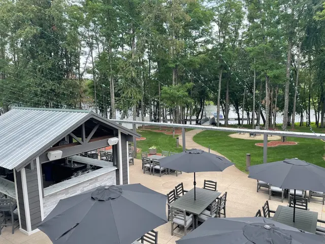 Celebrations on the River — photo from the business 8