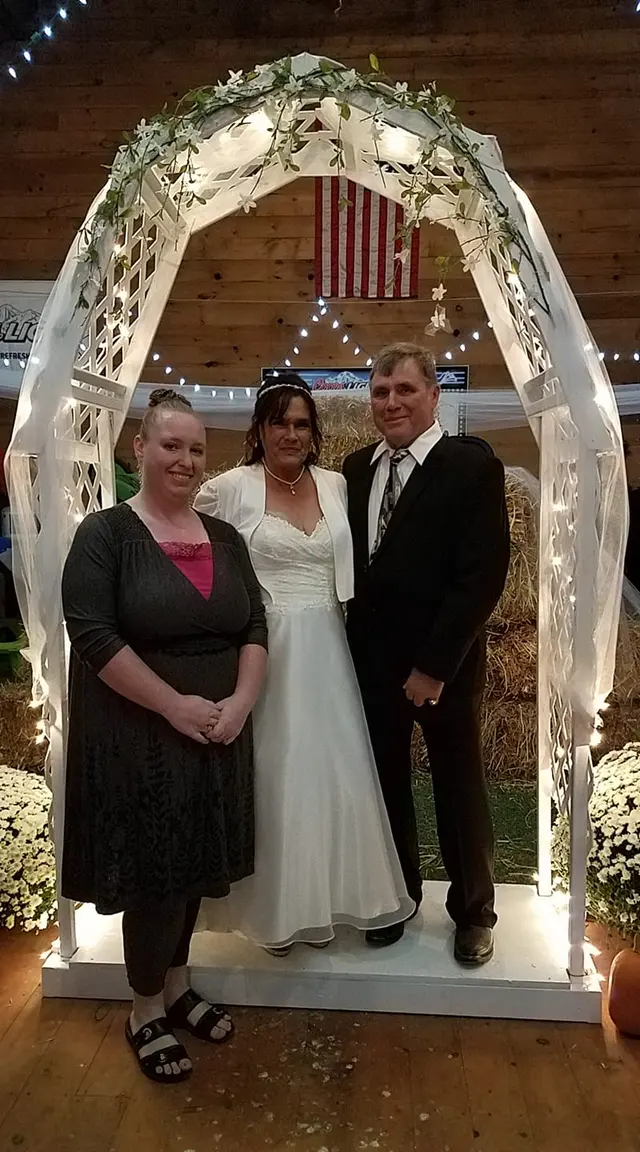 Stacy Owen, Wedding Officiant — photo from the business 4