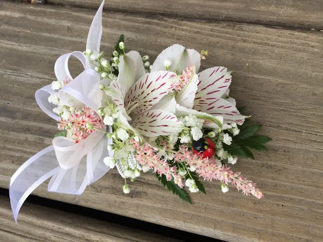 Nashua Flower Shop — photo from the business 6