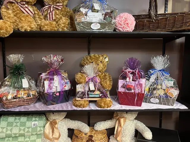 Chalifour's Flowers — photo from the business 7