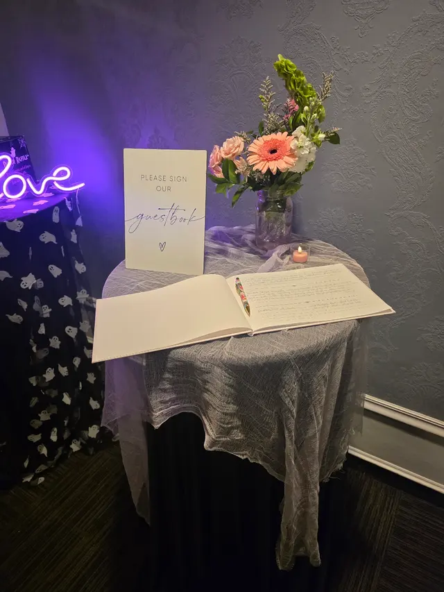 Anne's Florals & Gifts — customer photo 12