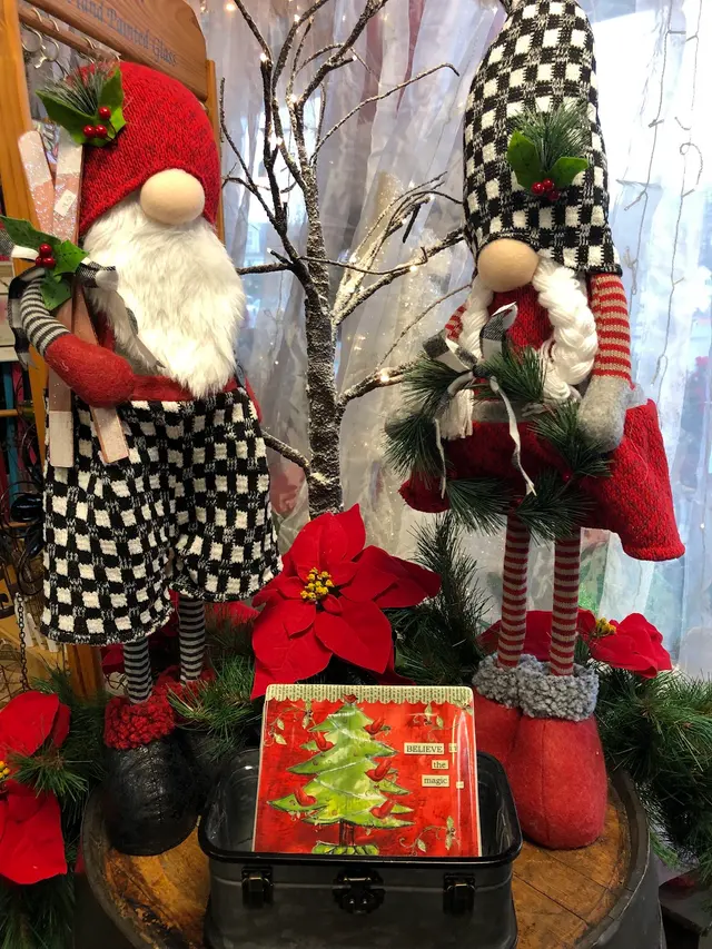 Anne's Florals & Gifts — photo from the business 11