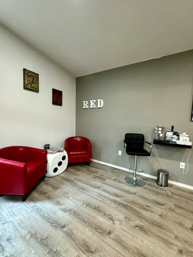 27 Red — photo from the business 9