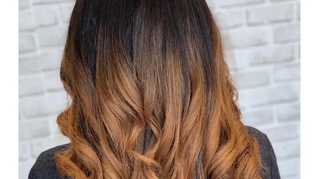Vanity Salon — photo from the business 1