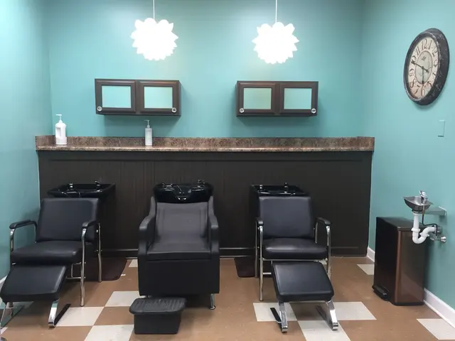Vanity Salon — photo from the business 3