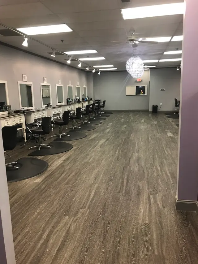 Vanity Salon — photo from the business 10