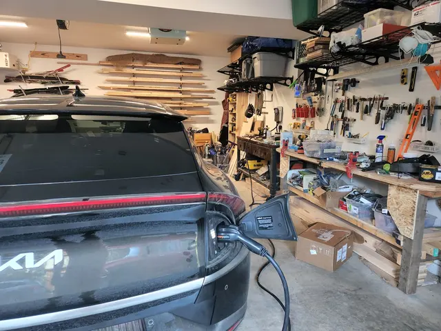 The Alaskan Electricians — photo from the business 6
