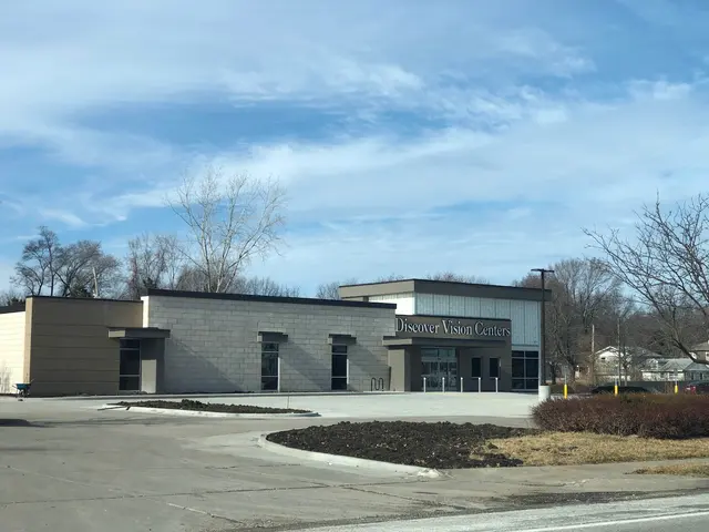 Discover Vision Centers — photo from the business 3