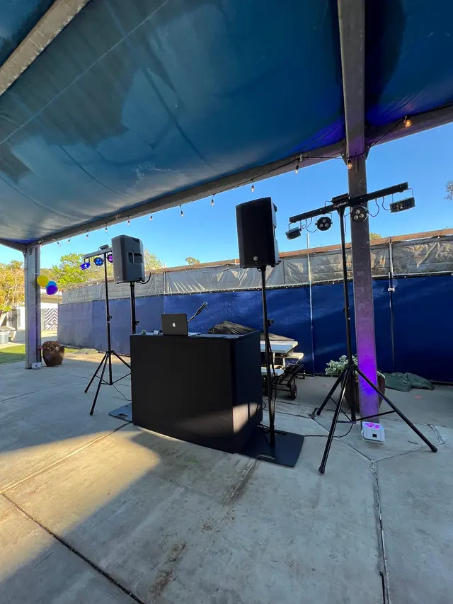The Metric System Entertainment DJ | MC | Lighting | PhotoBooth — photo from the business 10