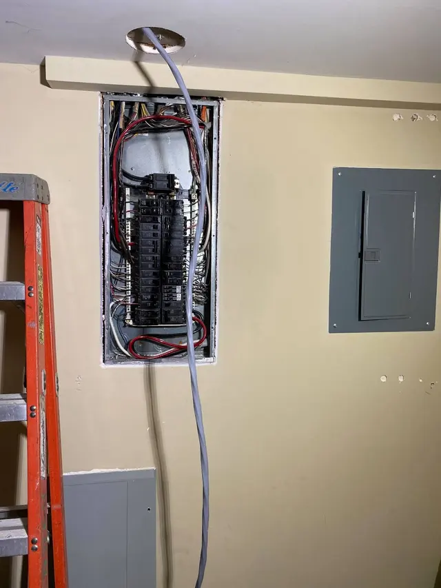 Vedder Voltage — photo from the business 1