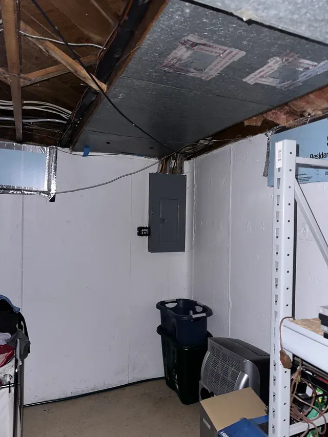 Vedder Voltage — photo from the business 5