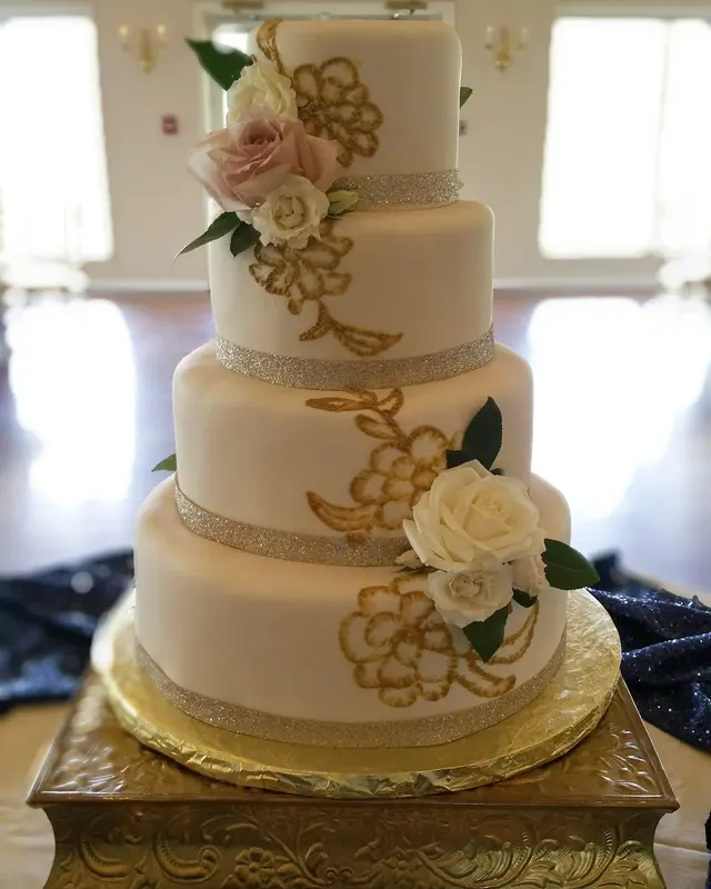 C'est La Vie Cakes — photo from the business 11