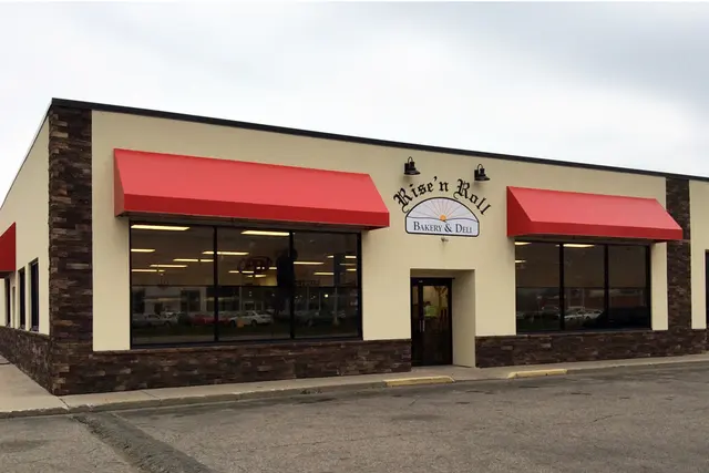 Rise'n Roll Bakery & Deli - Mishawaka — photo from the business 1