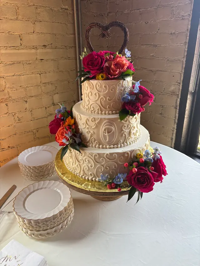 Sweet-Em's Cake Shoppe — customer photo 3