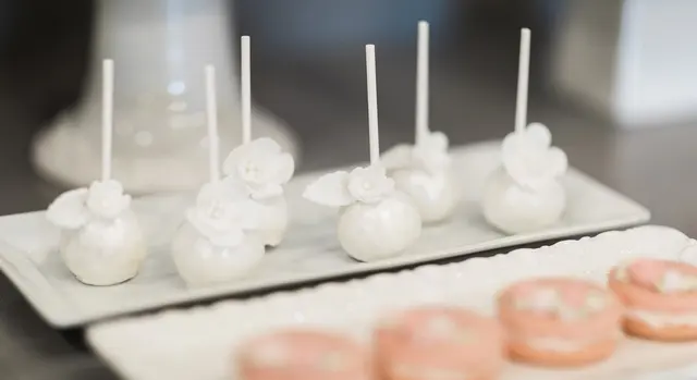 Sweet-Em's Cake Shoppe — photo from the business 10