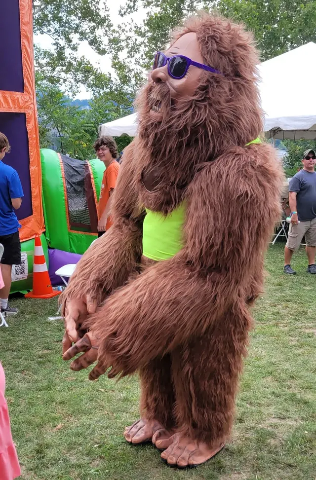 Weird Eric & Pittsburgh Party Animals - Party Entertainment — photo from the business 7