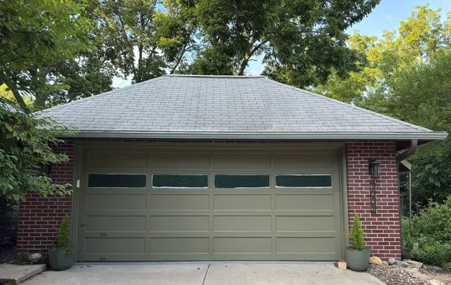 Customer photo of work by Hicklin Garage Doors Des Moines, from D L (Themis88)'s review