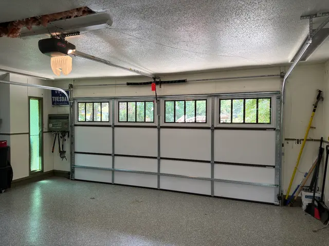 Customer photo of work by Hicklin Garage Doors Des Moines, from D L (Themis88)'s review