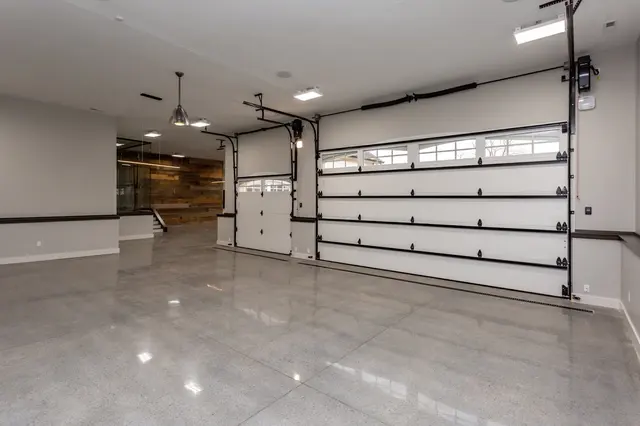 WD Door Garage Doors & Openers of Des Moines — photo from the business 4