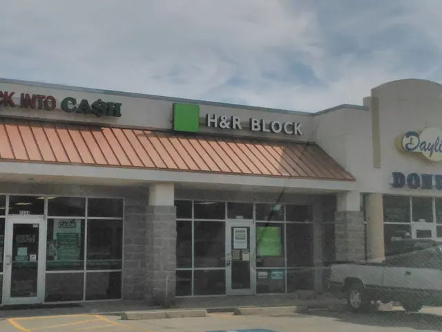 H&R Block — customer photo 4