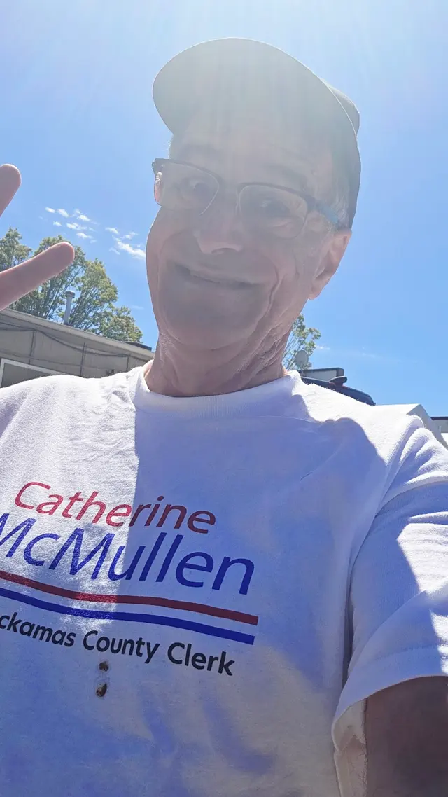 Milwaukie Farmers Market — customer photo 6