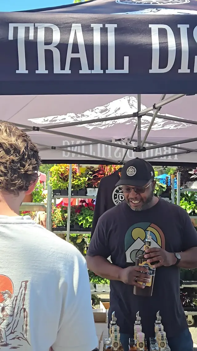 Milwaukie Farmers Market — customer photo 3