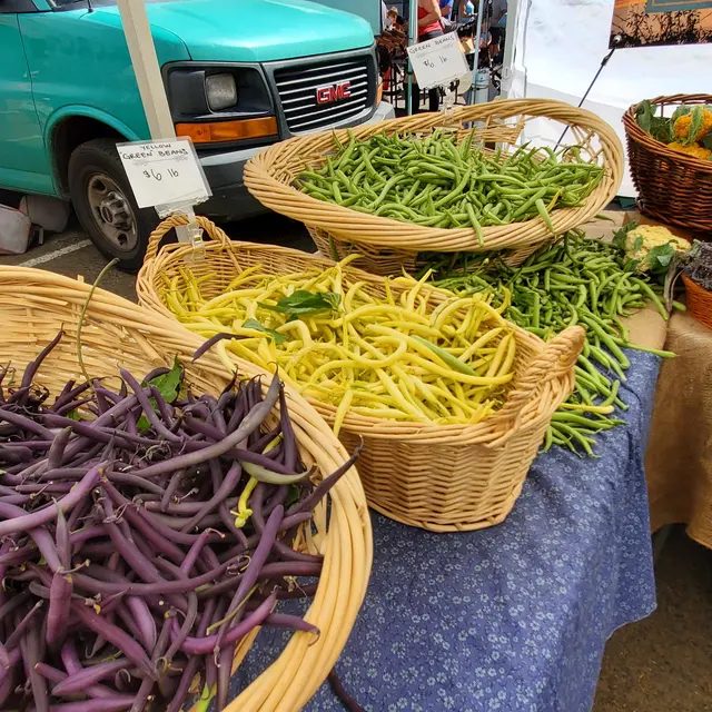Oregon City Farmers Market — customer photo 12