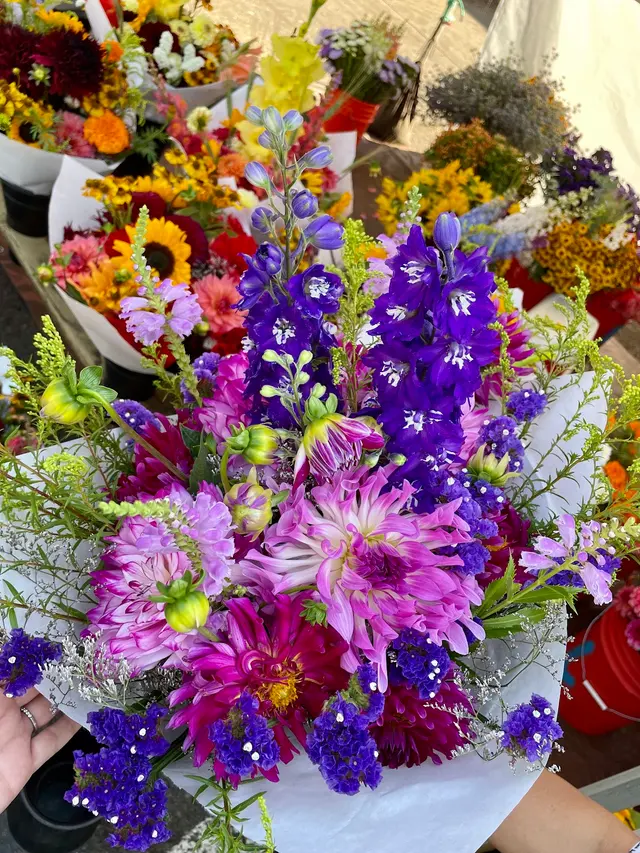 Oregon City Farmers Market — customer photo 10