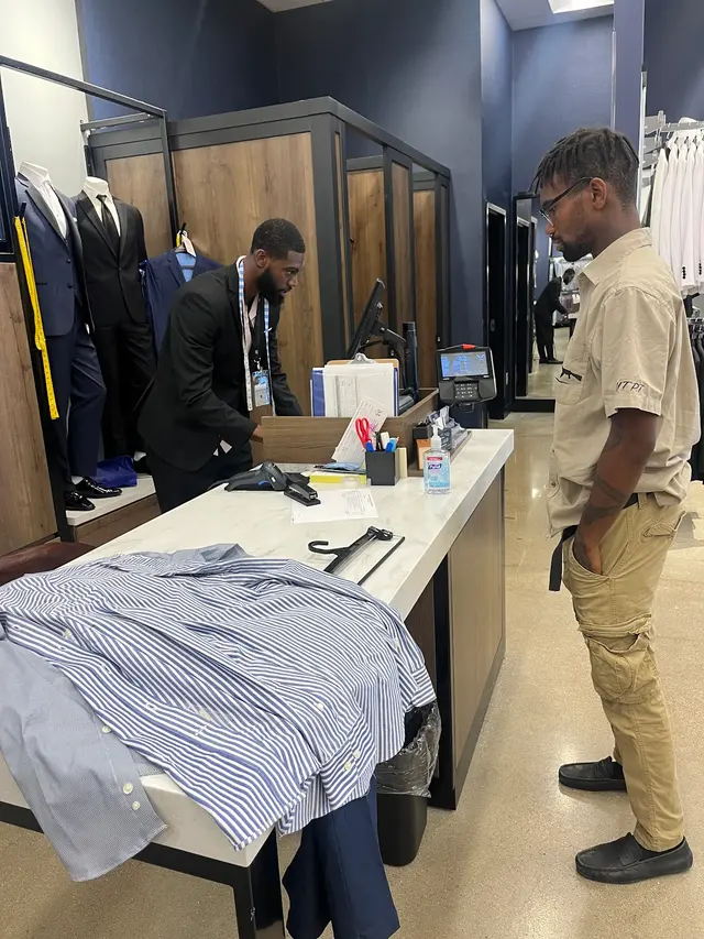 Men's Wearhouse — customer photo 2
