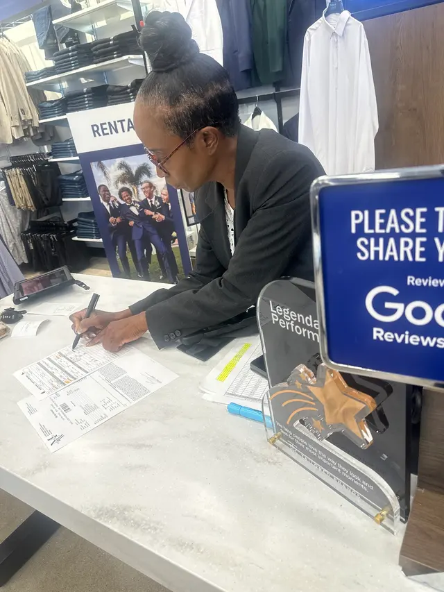 Men's Wearhouse — customer photo 7