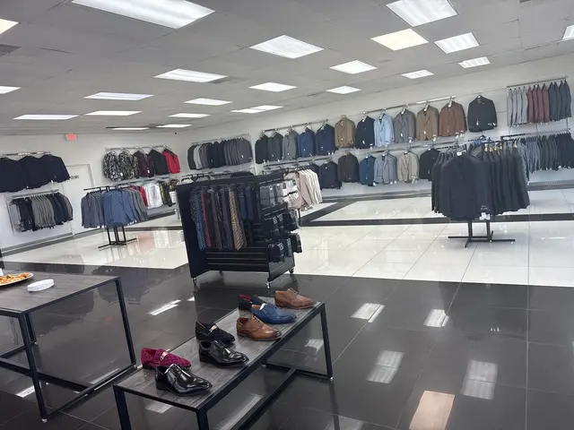 Suit Lab — customer photo 2