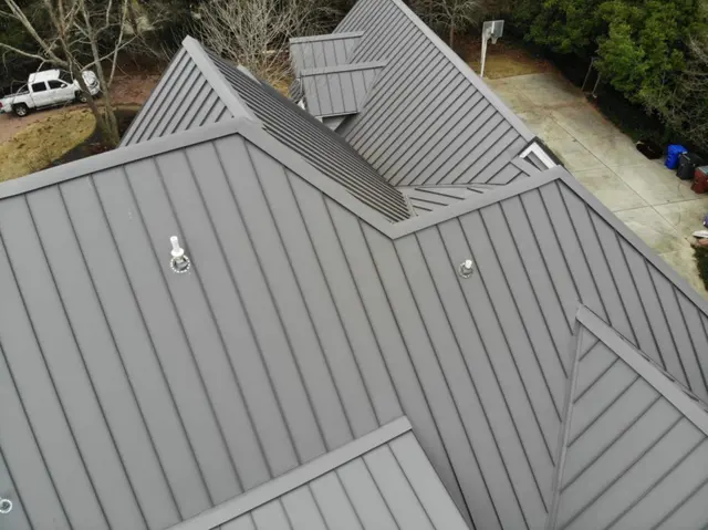 Colony Roofers — photo from the business 6
