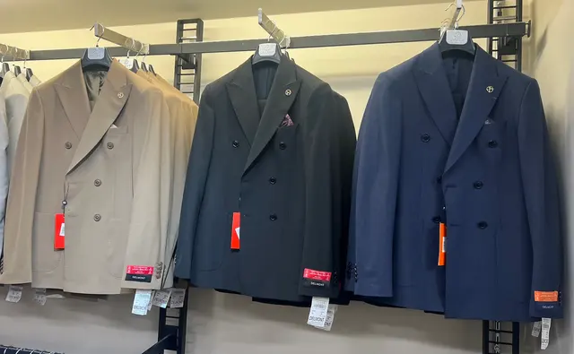 Dolce Vita Suit Company — customer photo 8