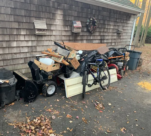 EXTRAHANDS ASAP JUNK REMOVAL — photo from the business 7