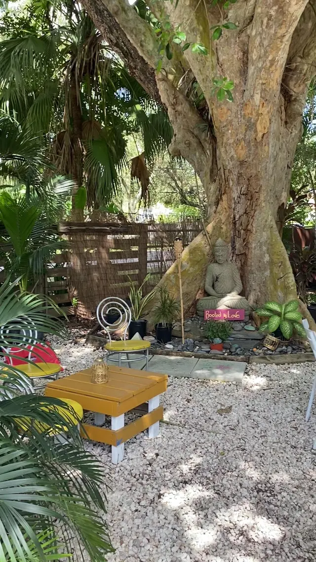 Customer photo of work by Aguacate Garden of Love, from brickell brick's review
