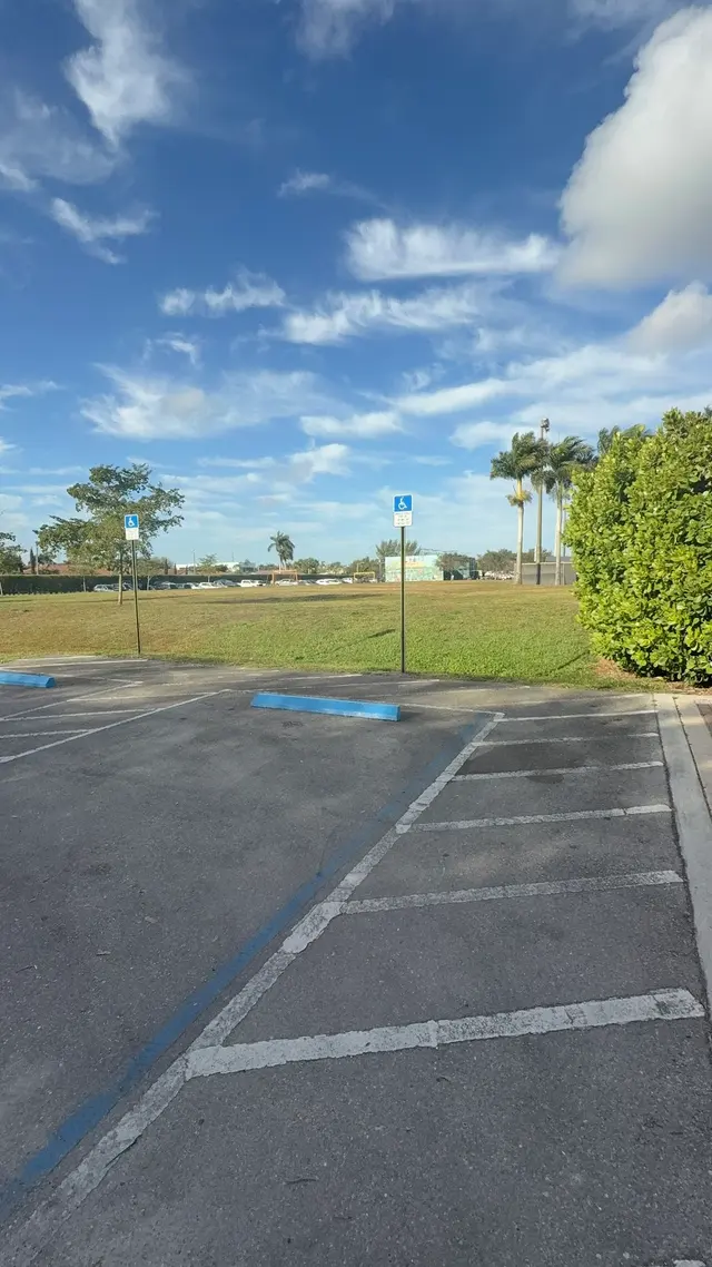 Customer photo of work by Botanical Garden Hialeah Gardens, from Giselle Caridad Batista Parra's review