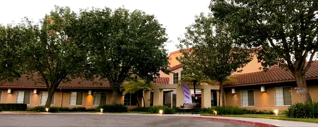 Villa Valencia Healthcare Center — photo from the business 1