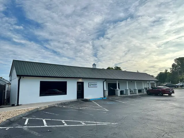 Beyond Pets Animal Hospital & Urgent Care - formerly Town & Country Vet — photo from the business 9