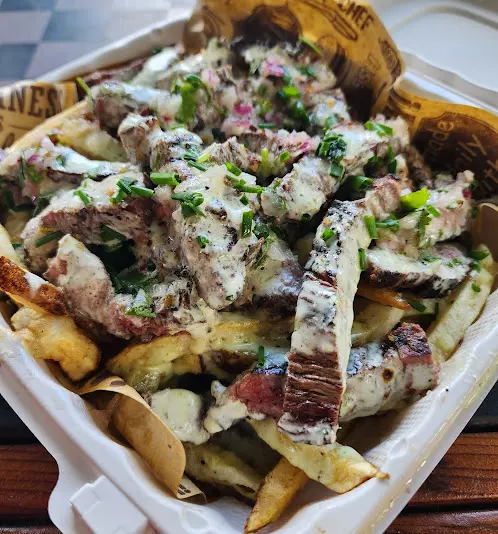 The Colonial Grill — photo from the business 7