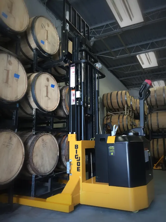 PMT Forklift Corporation — photo from the business 10