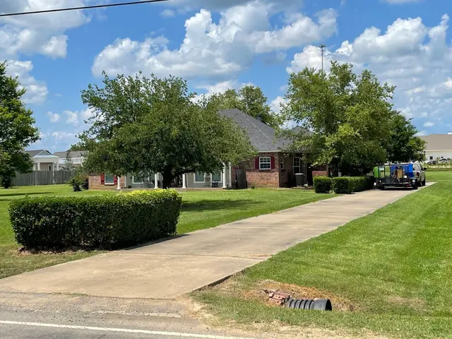 MAD Stump Grinding and More LLC — photo from the business 8