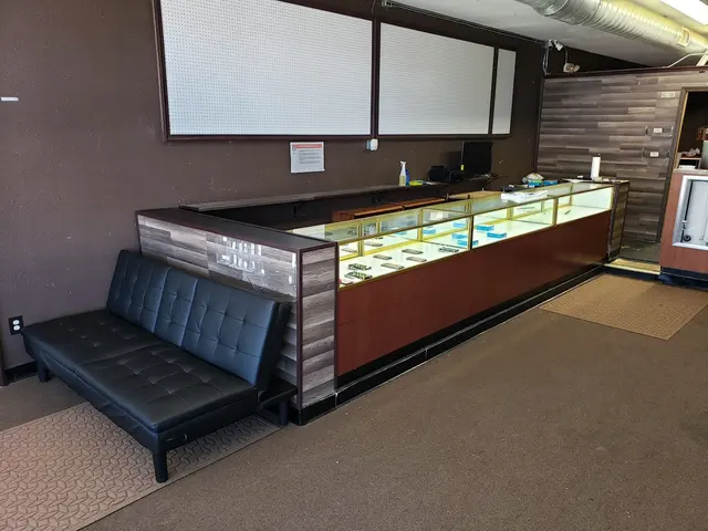 Buy Cell Cleveland iPhone Computer & Phone Repair — photo from the business 11