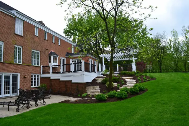 Great Oaks Landscaping — photo from the business 7