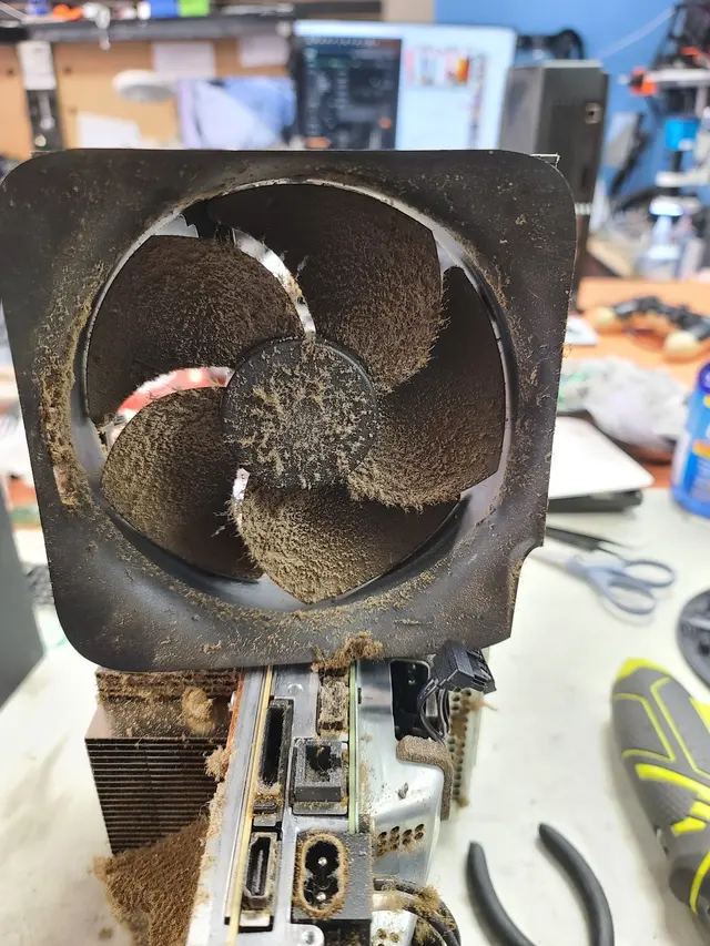 Gamersedge Repair — photo from the business 10